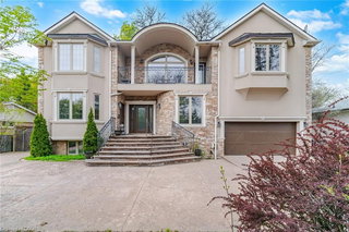12 Pioneer Drive