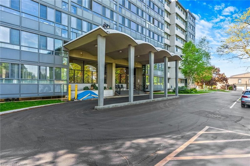 306 - 24 Midland Drive