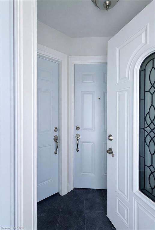 LOWER - 23 Ivanhoe Road