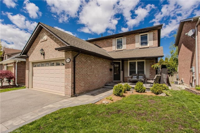 754 Hawkins Crescent