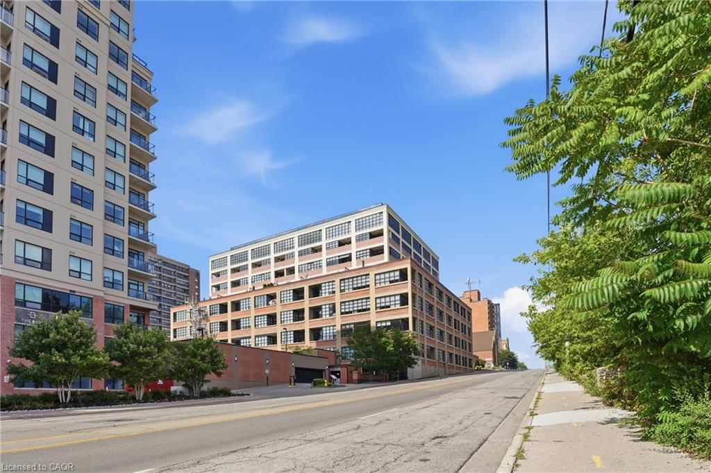 417-112 Benton Street, Kitchener, view 38