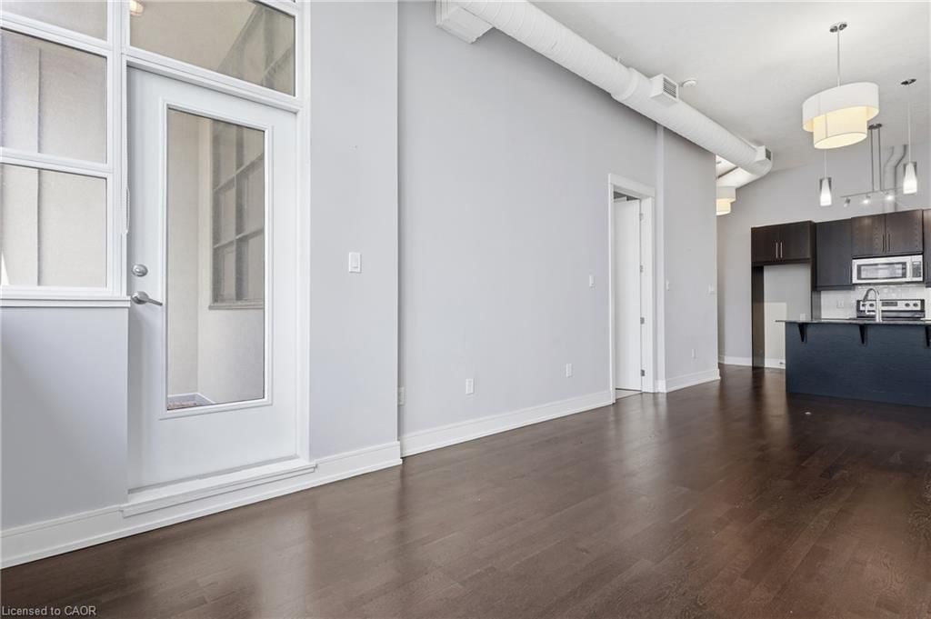 417-112 Benton Street, Kitchener, view 5