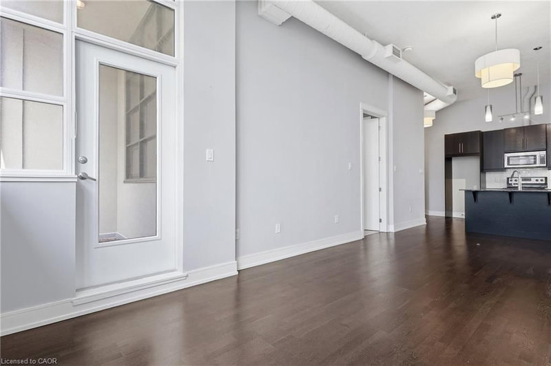 112 Benton Street photo 5