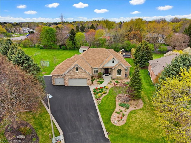 20 Savona Crescent