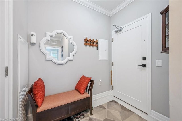 612 - 1880 Gordon Street S