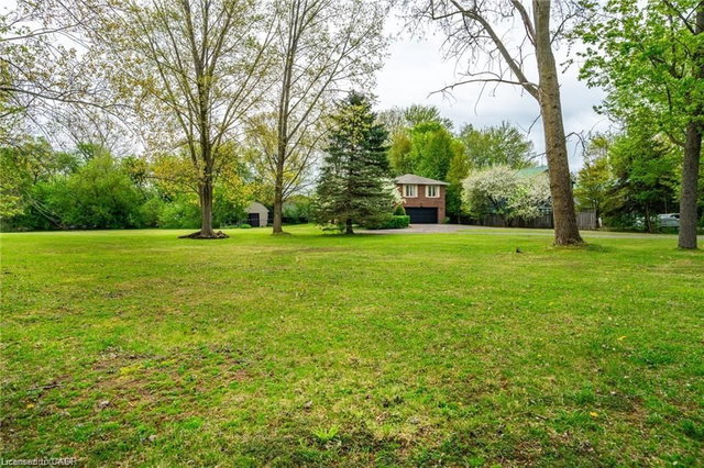 152 7th Concession Road E