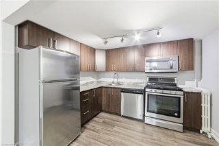 1 - 4 Ottawa Street N