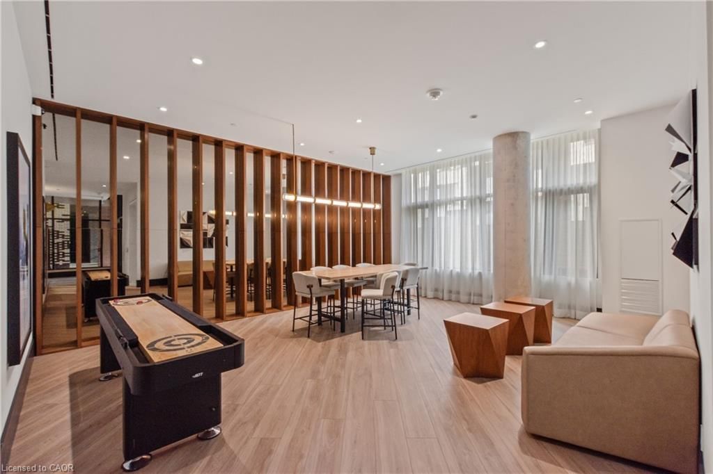216-1808 St Clair Avenue, Toronto, view 22