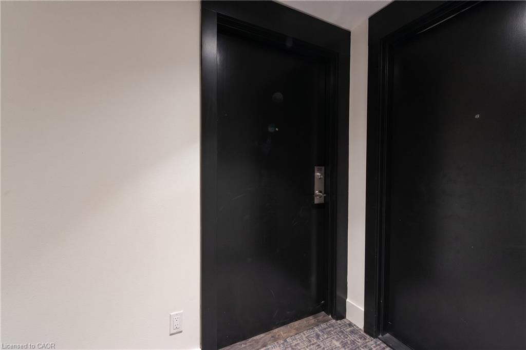 216-1808 St Clair Avenue, Toronto, view 6