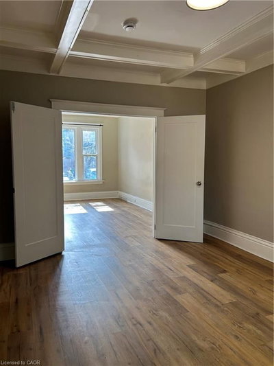 62 Barnesdale Avenue S