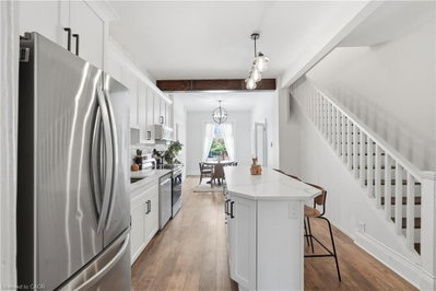 277 Main Street W