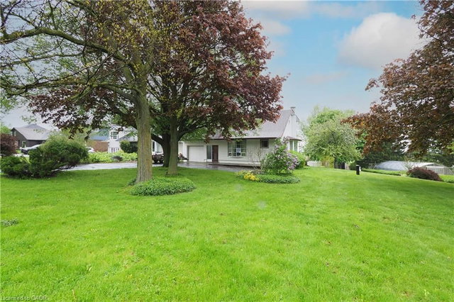 2313 Snyders Road