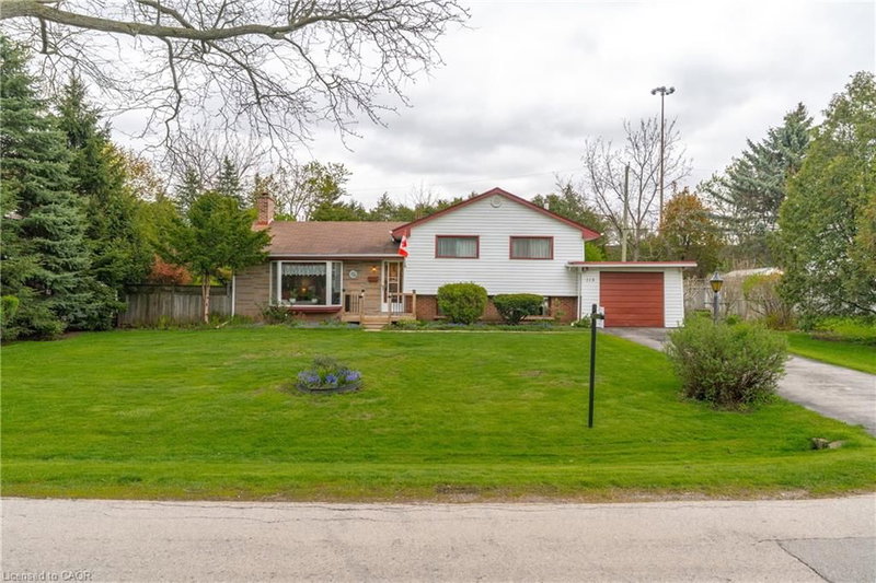 115 Oneida Boulevard