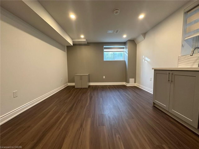 481 Bergamot Avenue