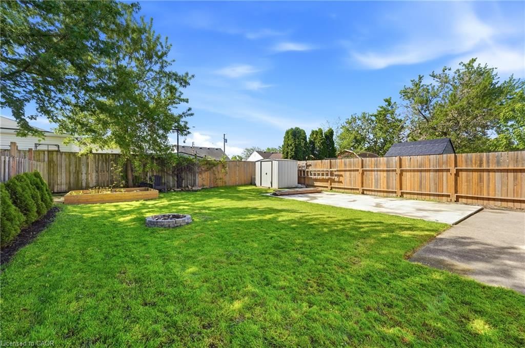 Single Family Residence sold at 12 Beverly Street, St. Catharines, ON, L2P 2K1 - Oakdale - MLS: 40831069