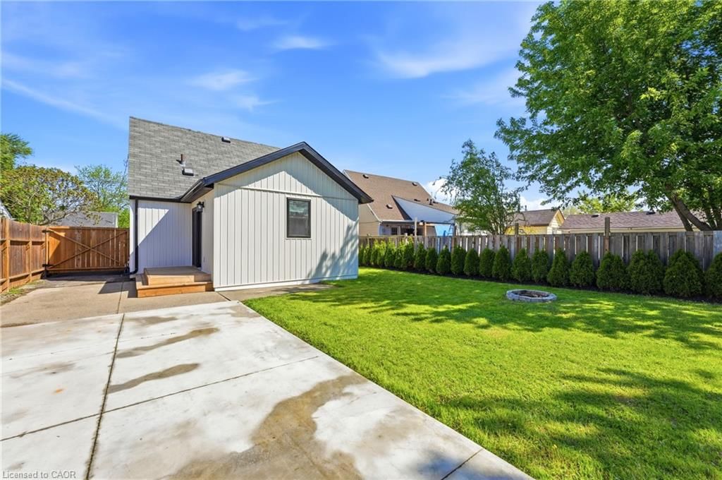 Single Family Residence sold at 12 Beverly Street, St. Catharines, ON, L2P 2K1 - Oakdale - MLS: 40831069