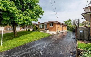 10 Sandlyn Court