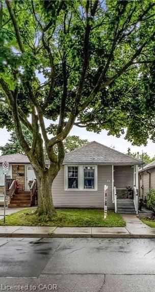 74 Province Street N