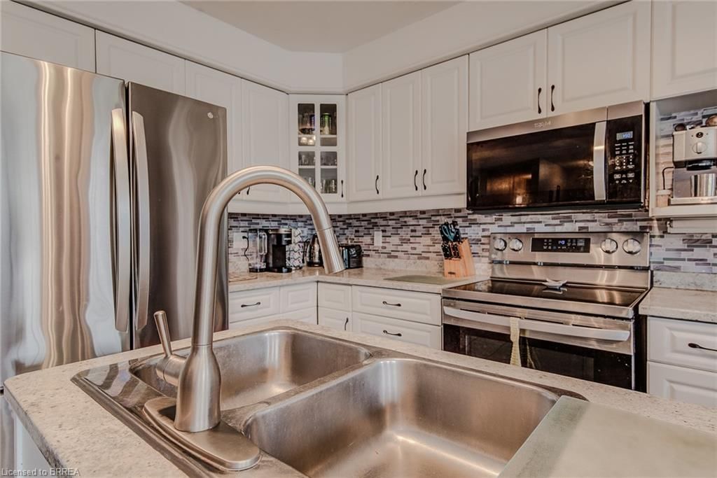 Single Family Residence for sale at 45 Olivetree Road, Brantford, ON, N3R 7X1 - Mayfair - MLS: 40831701