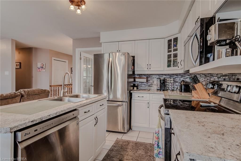 Single Family Residence for sale at 45 Olivetree Road, Brantford, ON, N3R 7X1 - Mayfair - MLS: 40831701