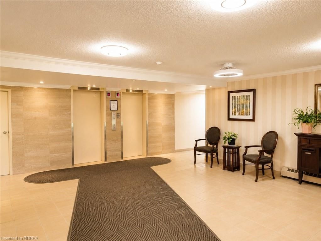 Condo/Apt Unit sold at 901-640 West Street, Brantford, ON, N3R 6M3 - Brier Park - MLS: 40831704