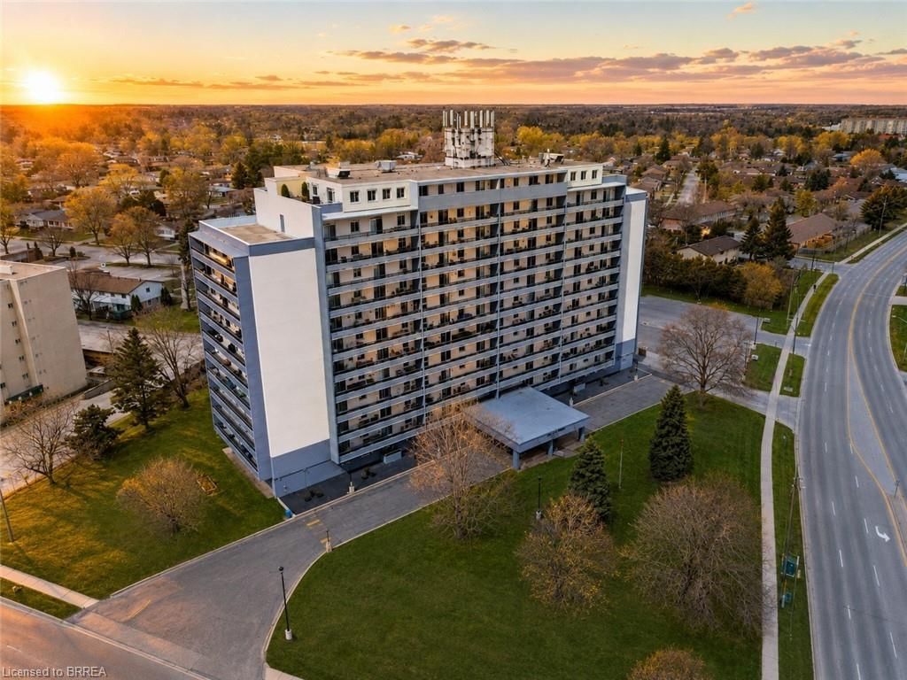 Condo/Apt Unit sold at 901-640 West Street, Brantford, ON, N3R 6M3 - Brier Park - MLS: 40831704