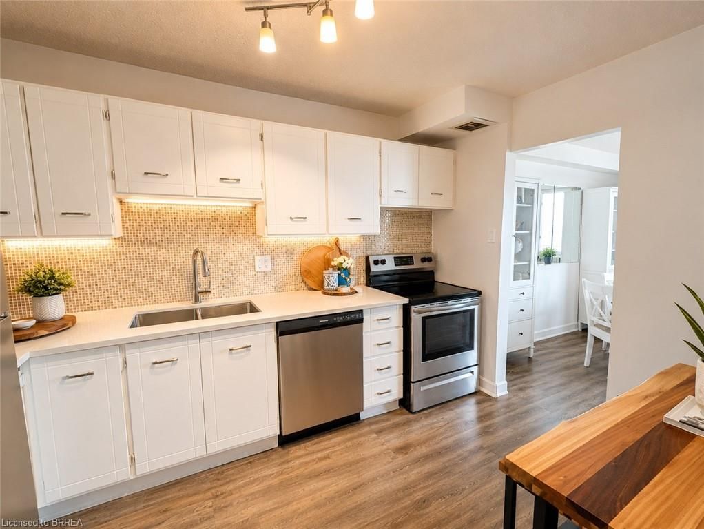 Condo/Apt Unit sold at 901-640 West Street, Brantford, ON, N3R 6M3 - Brier Park - MLS: 40831704