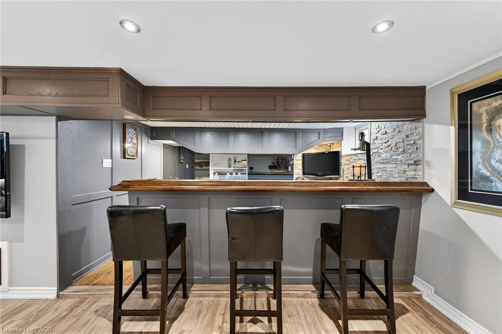 Single Family Residence for sale at 31 Maynard Street, Hamilton, ON, L9B 1R9 - Falkirk East - MLS: 40831754