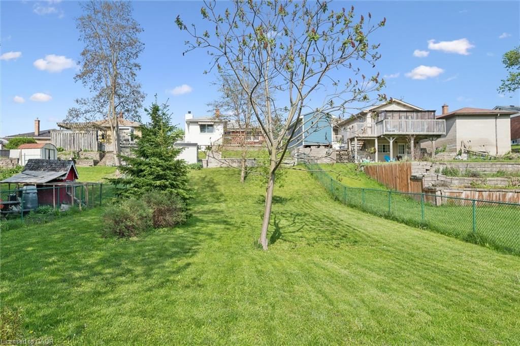Single Family Residence sold at 441 Highland Road, Kitchener, ON, N2M 3W8 - Forest Hill - MLS: 40831756