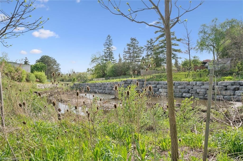 Single Family Residence sold at 441 Highland Road, Kitchener, ON, N2M 3W8 - Forest Hill - MLS: 40831756
