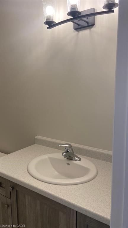 Row/Townhouse for lease at 5 Valencia Avenue, Kitchener, ON, N2R 0R7 - Huron Park - MLS: 40831784