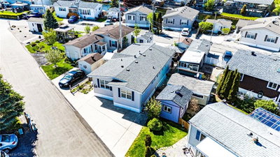 11 Hemlock Crescent