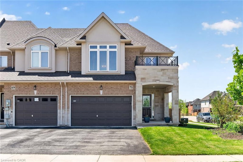 71 Foothills Lane