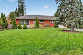 187 Council Crescent