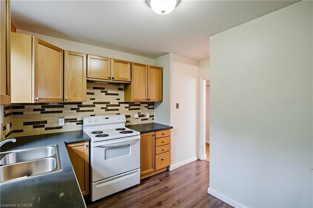 55 West 5th Street, Hamilton, view 12