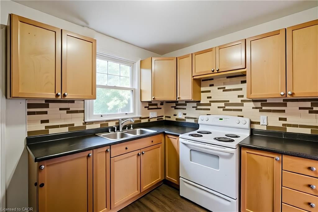 55 West 5th Street, Hamilton, view 13