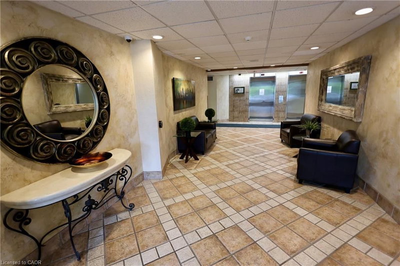 404 - 55 Green Valley Drive