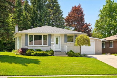 105 Silverspring Crescent