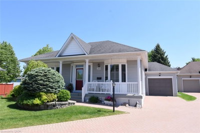 288 Silverbirch Boulevard