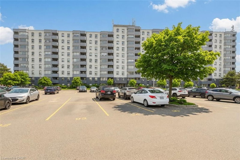 606 - 200 Jamieson Parkway