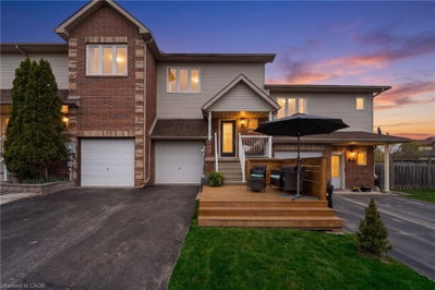 4 Parkside Crescent