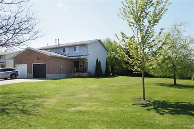 15 Dales Drive