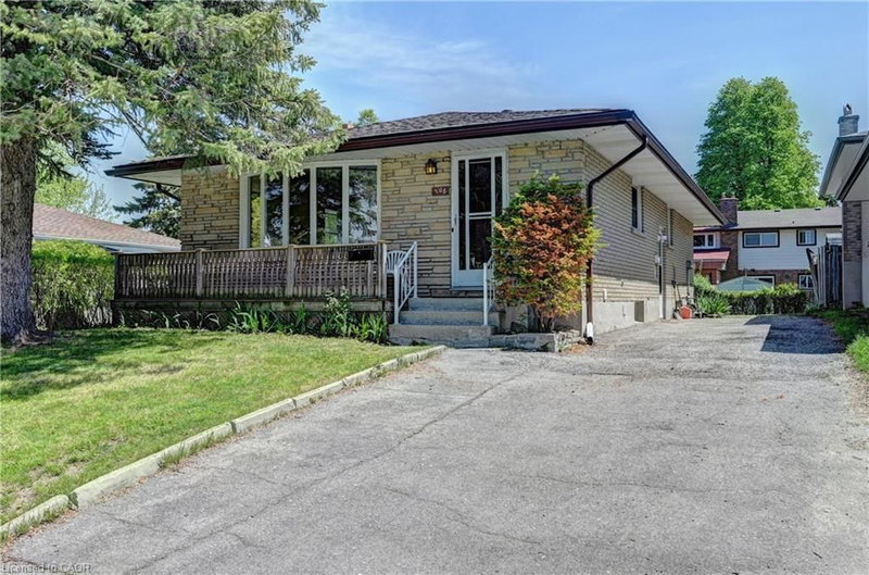 106 Kimberly Crescent