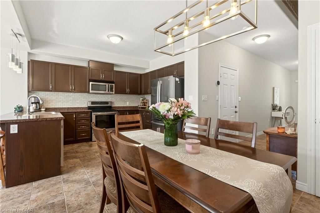 Row/Townhouse sold at 62 Fall Fair Way, Binbrook, ON, L0R 1C0 - Binbrook Municipal - MLS: 40833904
