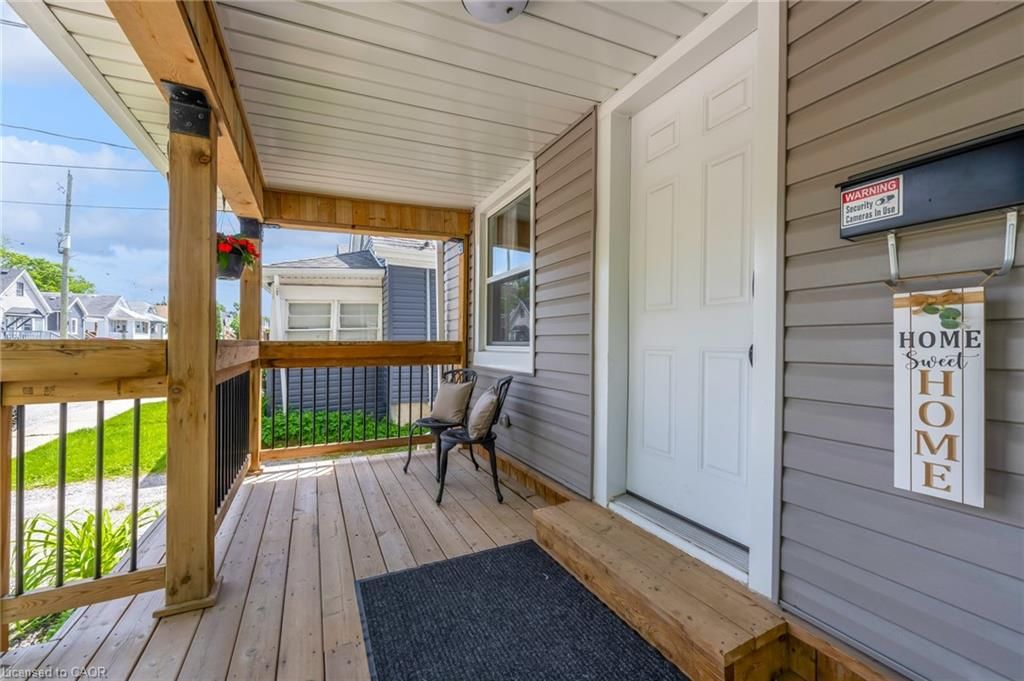 Single Family Residence sold at 57 Richmond Avenue, St. Catharines, ON, L2R 3W6 - E. Chester - MLS: 40833916
