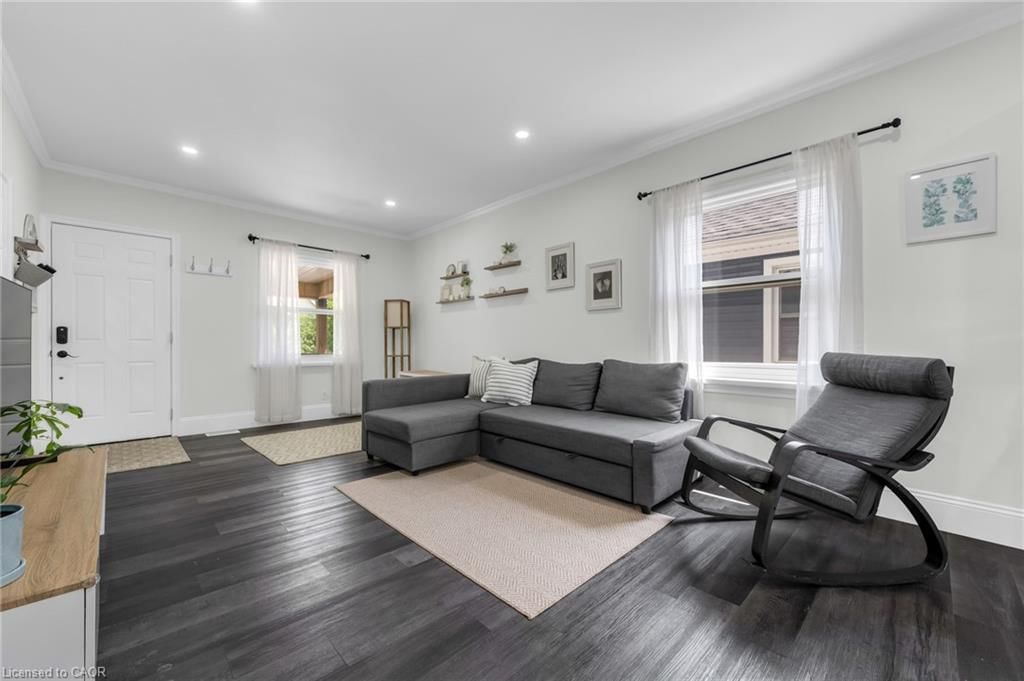 Single Family Residence sold at 57 Richmond Avenue, St. Catharines, ON, L2R 3W6 - E. Chester - MLS: 40833916