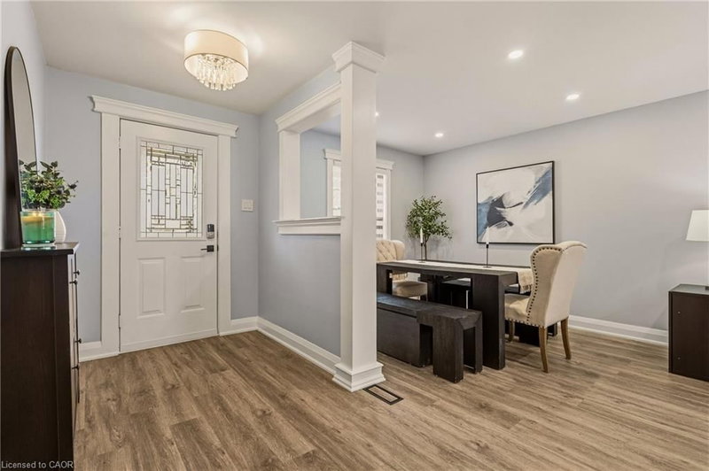 14 Mars Avenue