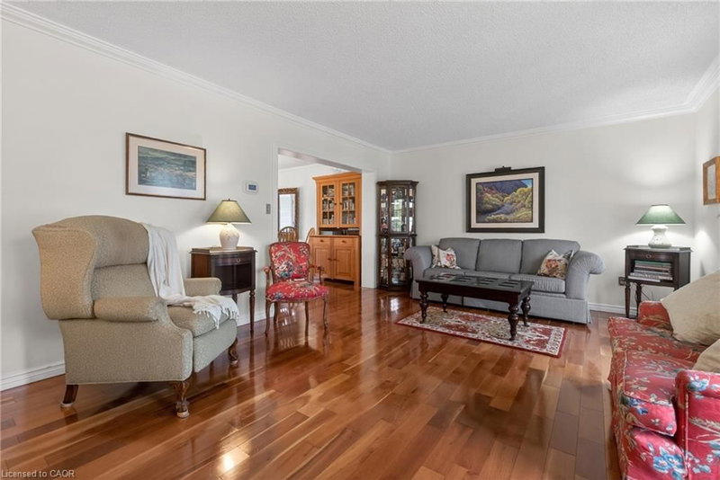 469 Grandview Road photo 4