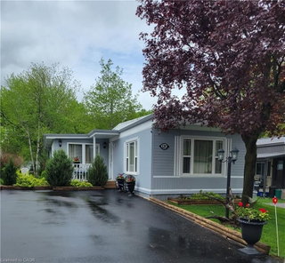 120 Maple Crescent