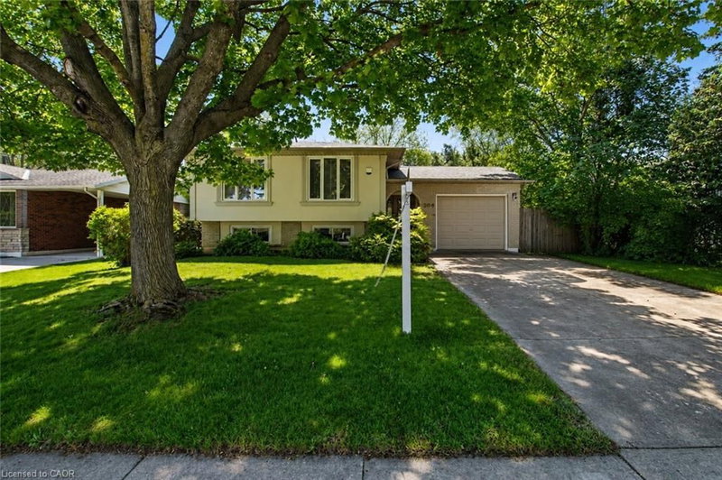304 St Andrews Drive